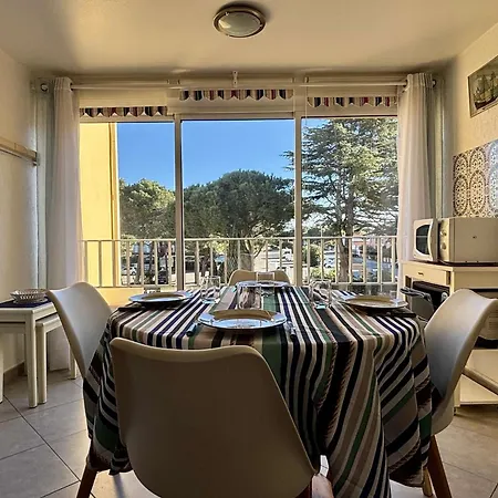 Apartmán 2 Pieces Dans Avec Piscine 4 Couchages Ar070-d209 *